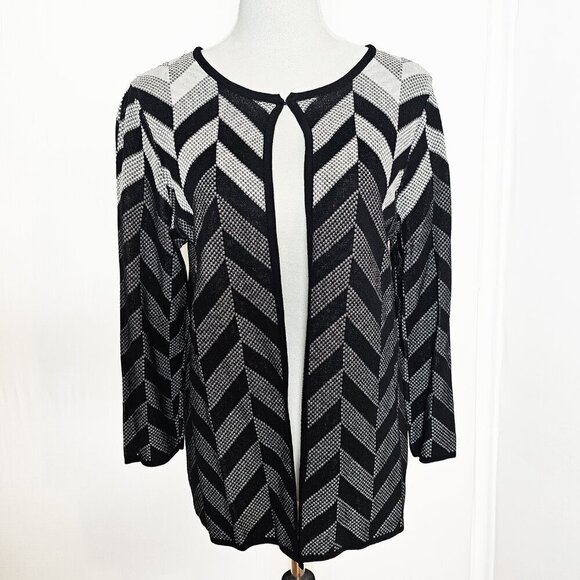 Kasper Chevron Cardigan Black White Gray - Picture 1 of 4